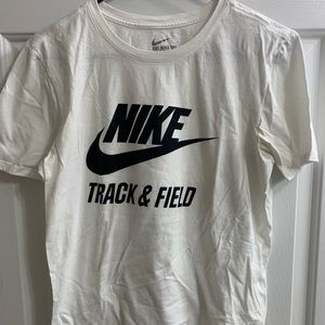 Nike T-Shirt